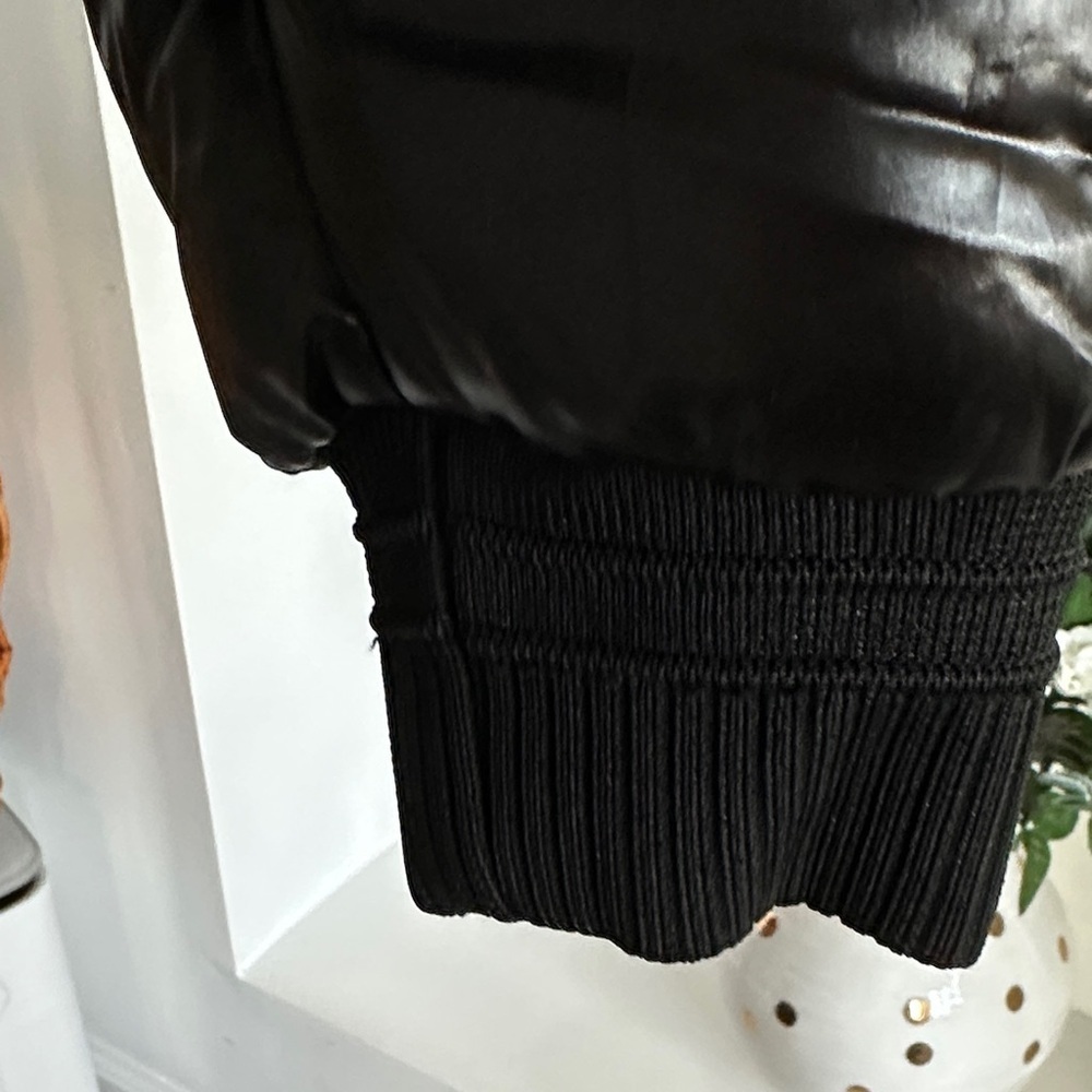 Zara Glossy Black Puffer Jacket - Picture 4 of 6